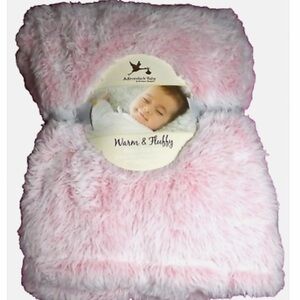 NWT Adirondack Baby Warm & Fluffy Baby Blanket